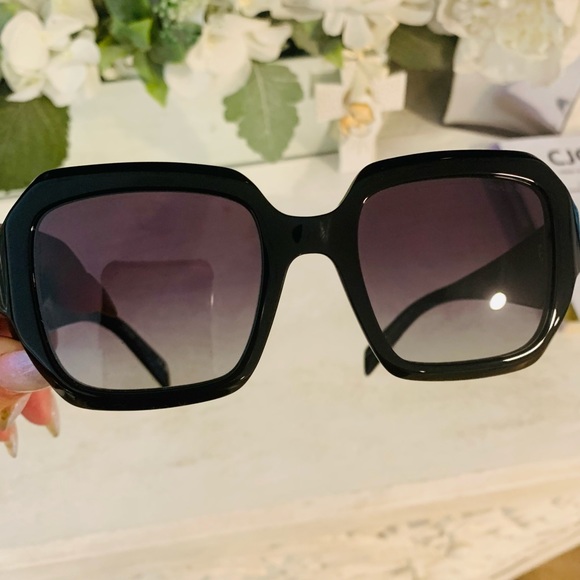 Prada Sunglasses - Picture 9 of 9